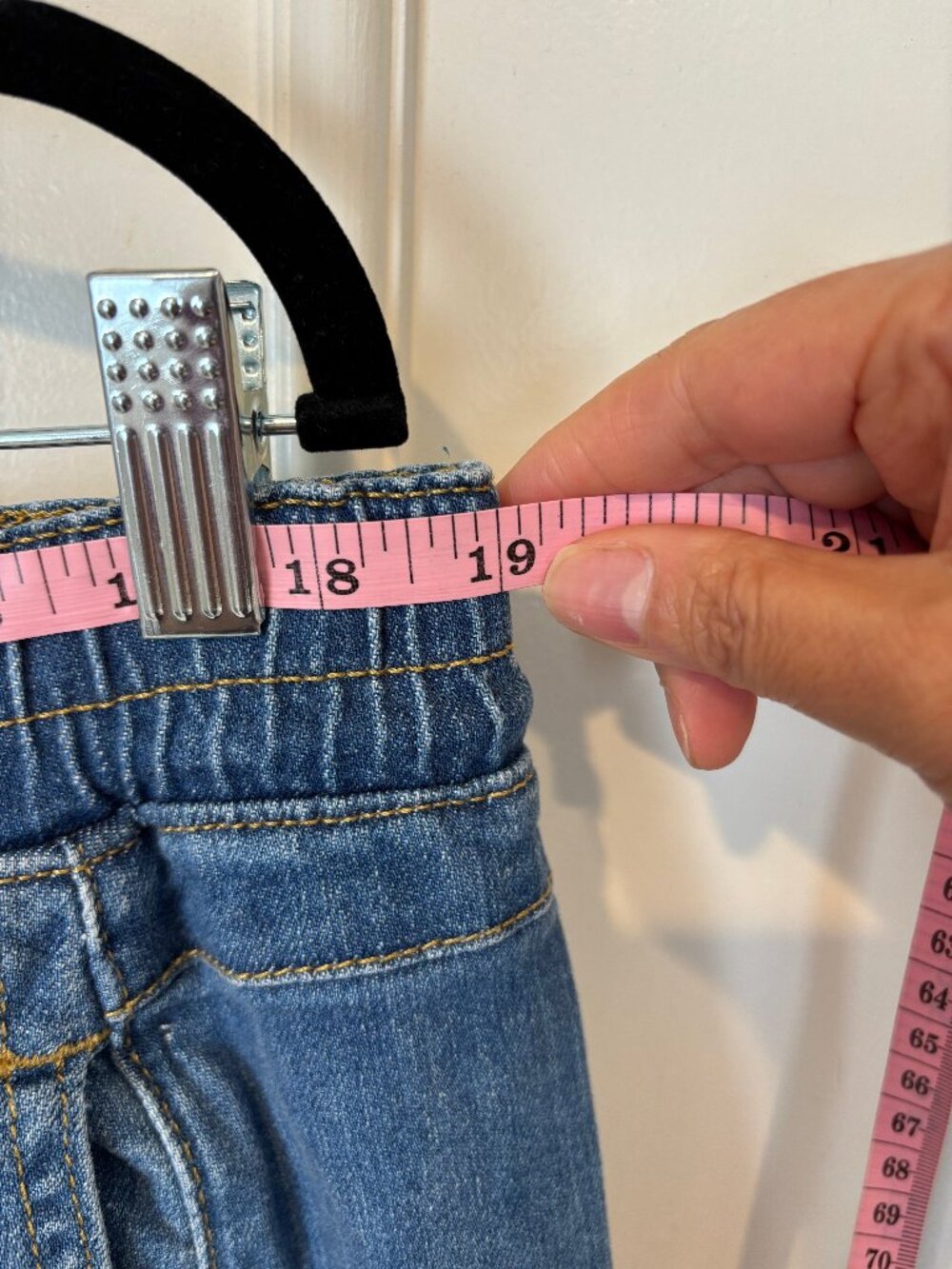 Pilcro "The Izzie" Relaxed Pull-on Barrel Jeans (XLP) - Picture 7 of 11